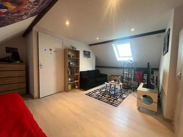 Immeuble Nevers 213 m2, airbnb, proche GARE SNCF, 2h30 PARIS, rentabilité
