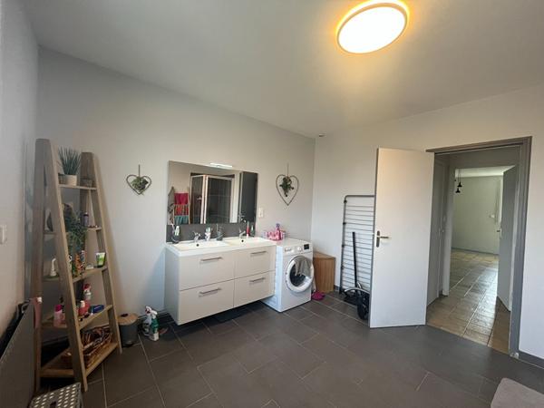 Immeuble Nevers 213 m2, airbnb, proche GARE SNCF, 2h30 PARIS, rentabilité