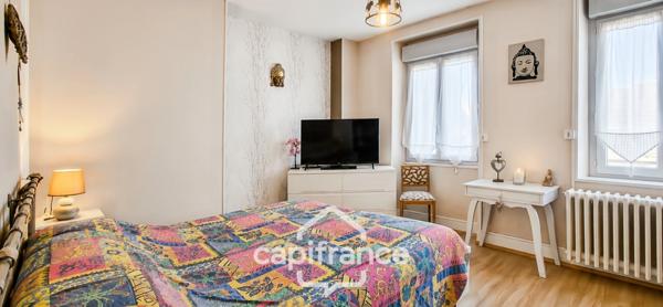 LE MONTET / 03 - Maison de village - 110 m² avec jardin