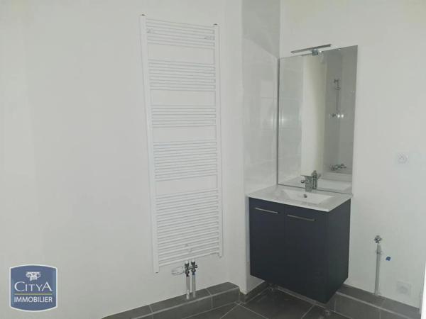 Appartement à louer 3 pièces 63.4m²