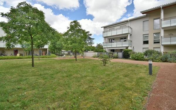 Appartement à vendre    4 pièces •  Saint-Maurice-de-Beynost