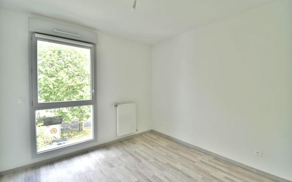Appartement à vendre    4 pièces •  Saint-Maurice-de-Beynost