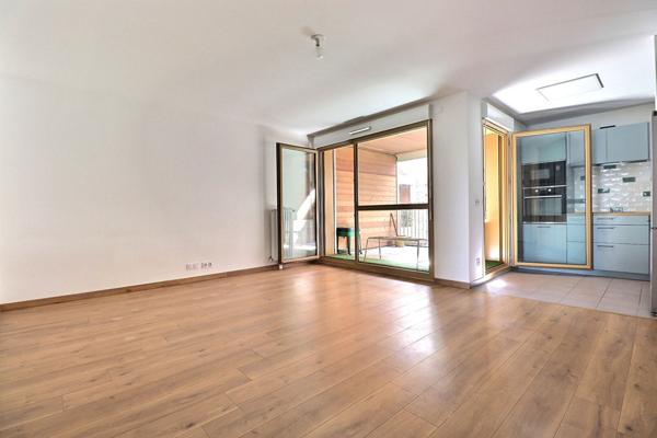 Appartement Bobigny 5 pièce(s) 100 m2