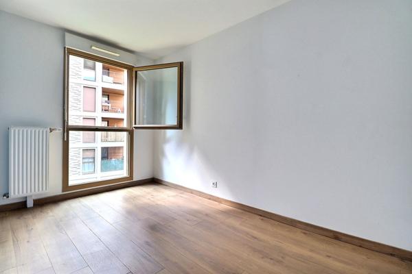 Appartement Bobigny 5 pièce(s) 100 m2