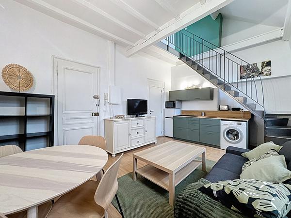 T1 bis meublé Rue du Port à 2 pas de La Catho et de la Citadelle