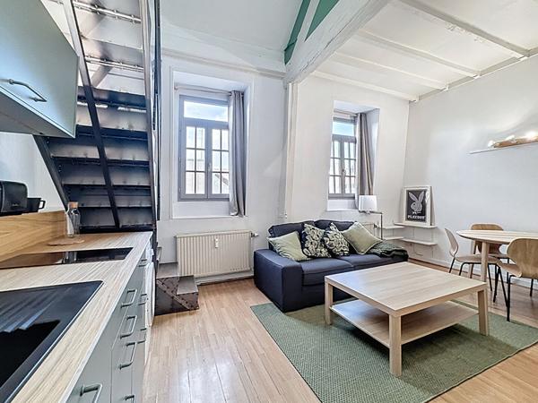 T1 bis meublé Rue du Port à 2 pas de La Catho et de la Citadelle