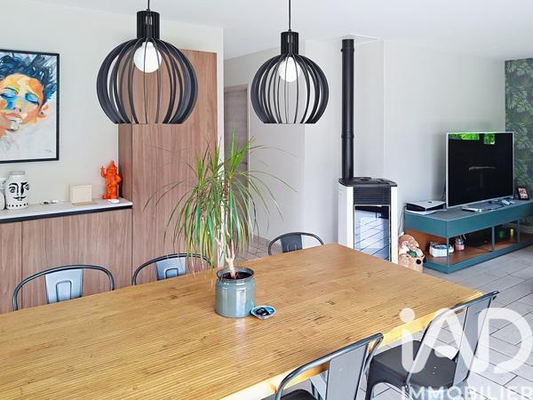Maison à vendre 5 pièces 115 m² Saint-Étienne-de-Tulmont