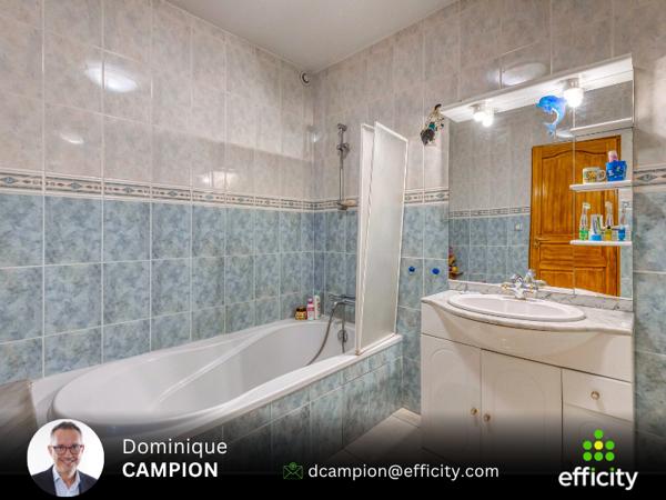 Maison
         5 pièces
        - 182 m² Exclusivité 480 000 € *