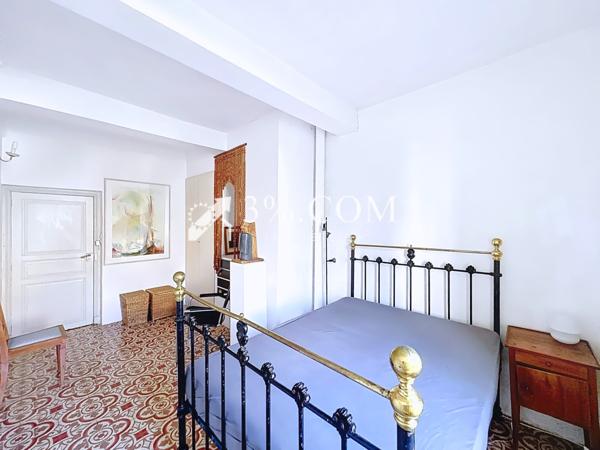 Maison 8 pièce(s) 3 chambre(s) 215.14 m²