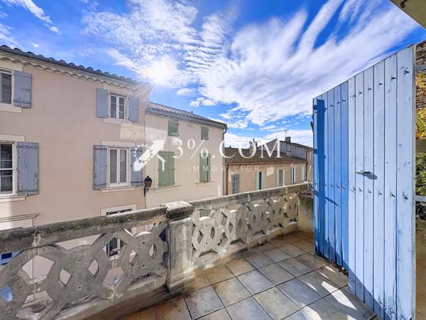 Maison 8 pièce(s) 3 chambre(s) 215.14 m²