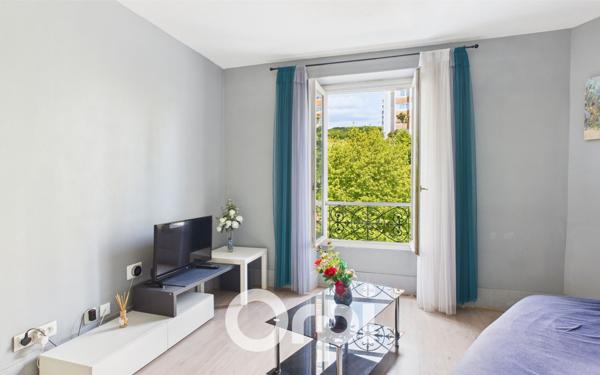 Appartement à vendre    3 pièces • 50,31 m2 Chaville