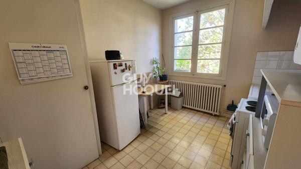 T2 avec balcon, cave et garage
