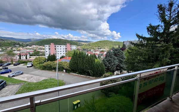 Appartement à vendre    4 pièces •  Lorette