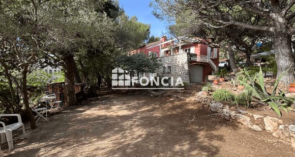 À vendre Maison 5 pièces 130 m² - Bandol 83150