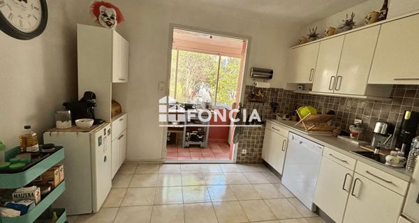 À vendre Maison 5 pièces 130 m² - Bandol 83150