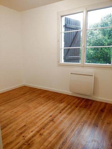 Maison
                                                                                                                                                                                                                                                                                                                        4 pièce(s)                                                                                                                                                                                                          3 chambre(s)                                                                                                                                                                                                          74  m²
