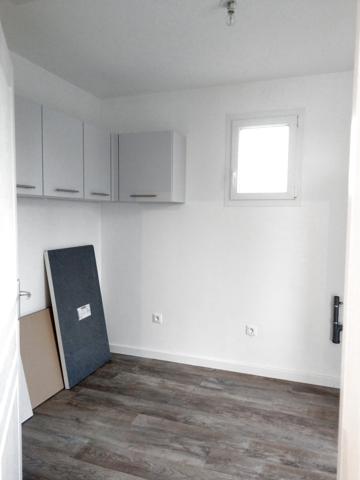 Maison
                                                                                                                                                                                                                                                                                                                        4 pièce(s)                                                                                                                                                                                                          3 chambre(s)                                                                                                                                                                                                          74  m²