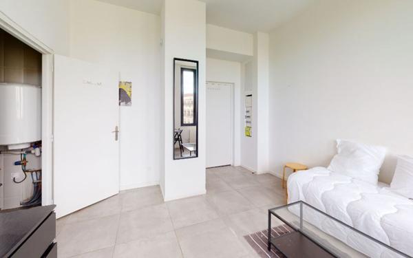 Appartement à louer    1 pièce • 25,78 m2 Saint-Étienne