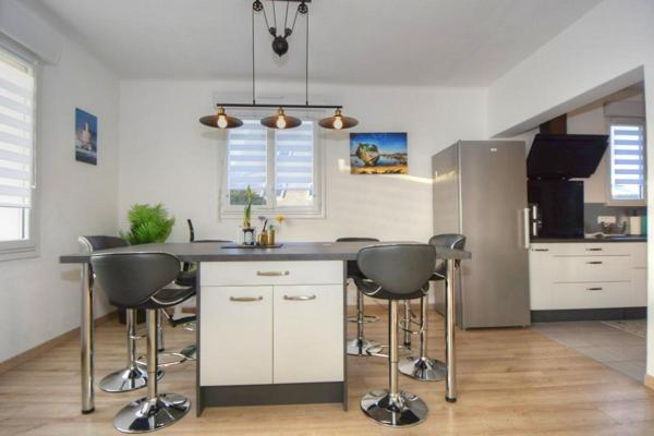 Maison rénovée à 200 m des plages