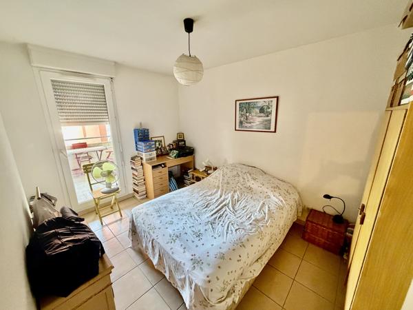 – Appartement T2 de 47 m² Carrez + Terrasse privative 8 m²