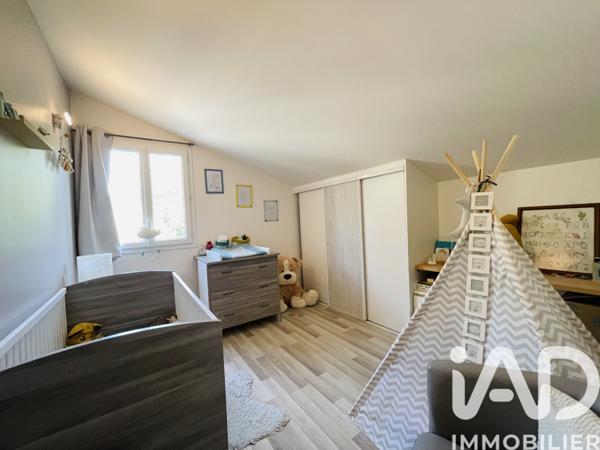 Maison à vendre 4 pièces 168 m² Barbezieux-Saint-Hilaire
