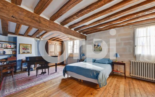 Maison à vendre    7 pièces • 187 m2 Senlis