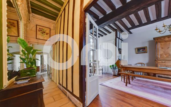 Maison à vendre    7 pièces • 187 m2 Senlis