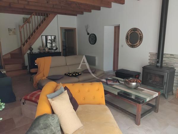 A vendre maison entre Carcassonne et Narbonne 7 pièce(s) 190 m² avec jardin et garage