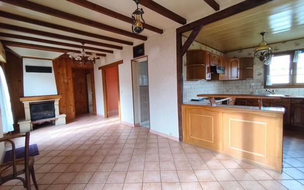 Maison à vendre    4 pièces • 64,12 m2 Épône
