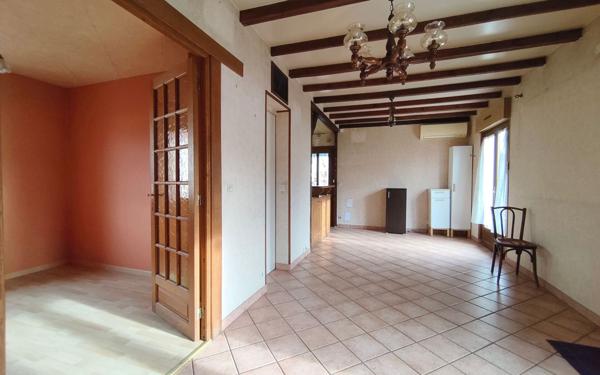 Maison à vendre    4 pièces • 64,12 m2 Épône