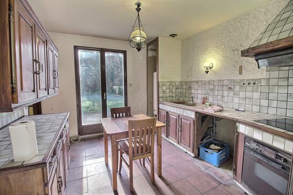 Maison à renover 4 chambres secteur YVELINES proche gare d'EPERNON