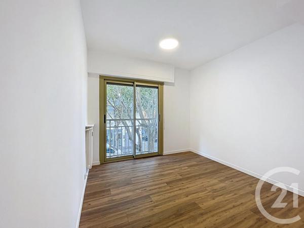 Appartement F4 à vendre  4 pièces - 99,23 m 2   ANTIBES  - 06