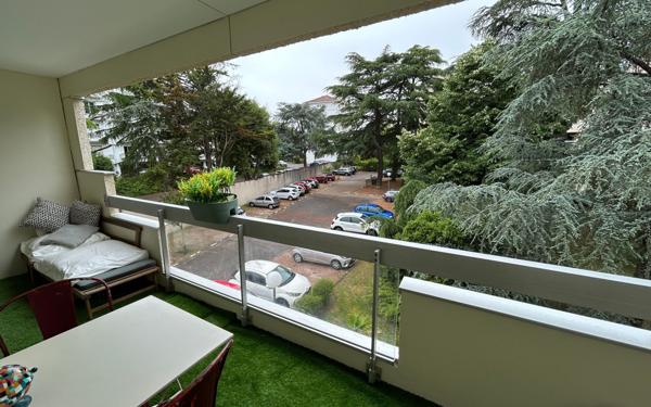 Appartement à vendre    5 pièces • 100,52 m2 Bordeaux