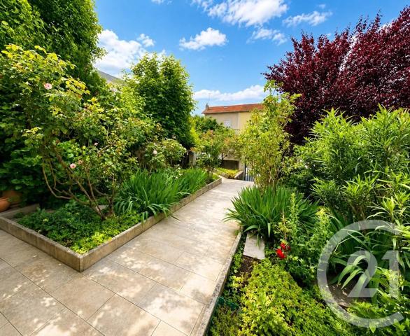 Maison à vendre  3 pièces - 68,85 m 2   OULLINS  - 69