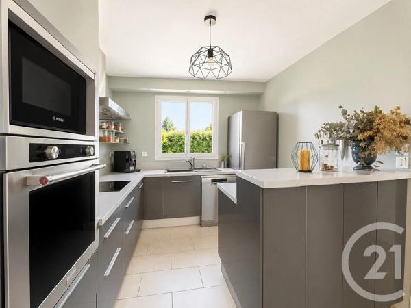 Maison à vendre  5 pièces - 108 m 2   GENAS  - 69