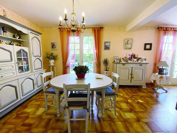 Vente Maison 5 pièces 103 m2 à Binas