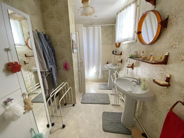 Vente Maison 5 pièces 103 m2 à Binas