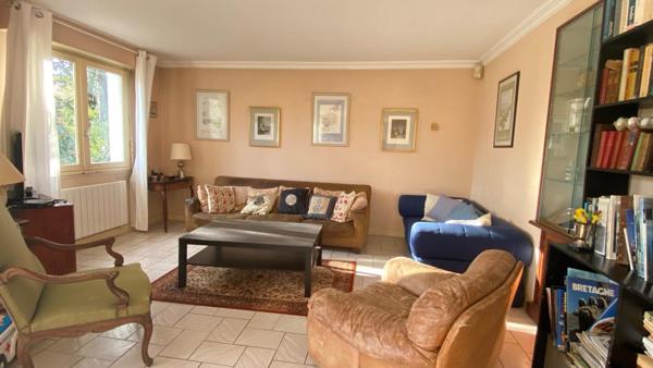 Maison familiale de 176m2 sur sous-sol total à Hennebont