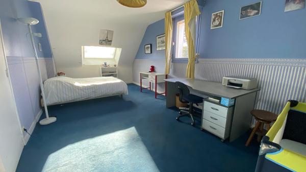 Maison familiale de 176m2 sur sous-sol total à Hennebont