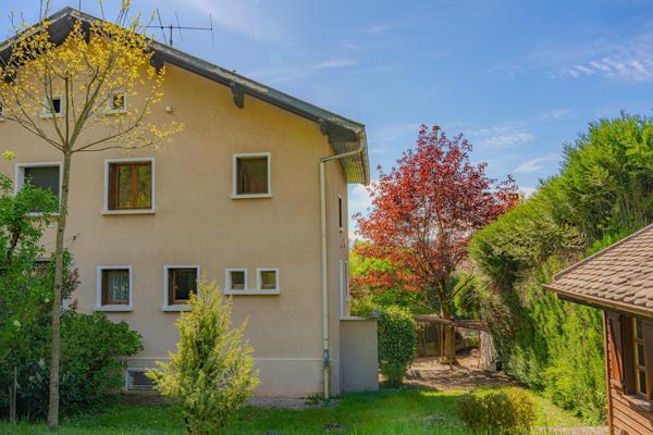Maison mitoyenne avec jardin - Annecy-le-vieux Petit-Port