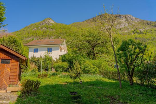 Maison mitoyenne avec jardin - Annecy-le-vieux Petit-Port