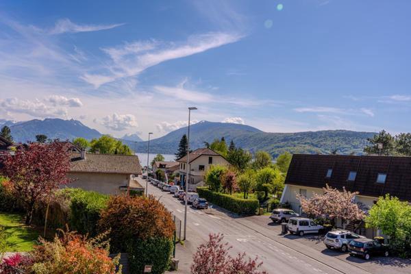 Maison mitoyenne avec jardin - Annecy-le-vieux Petit-Port