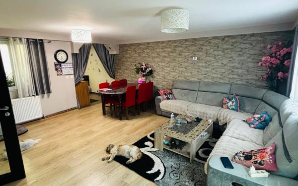 Maison à vendre    4 pièces • 61 m2 Stains