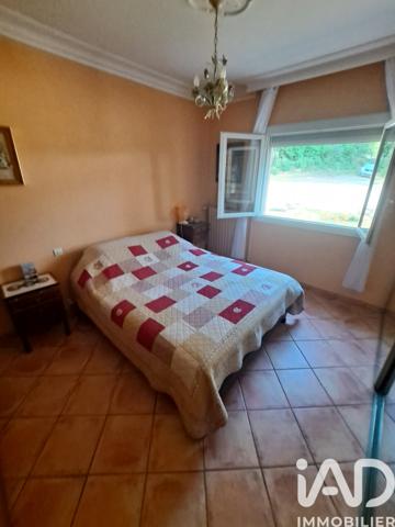 Maison à vendre 5 pièces 130 m² Générac