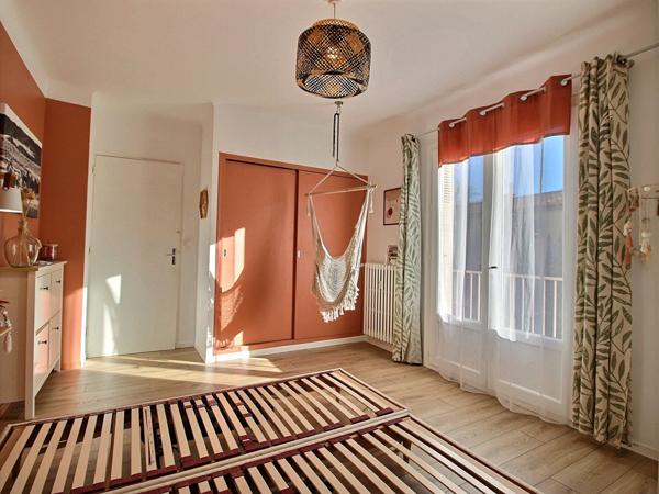 Appartement Avignon 4 pièce(s) 105 m2, garage, terrasse, balcons, cave