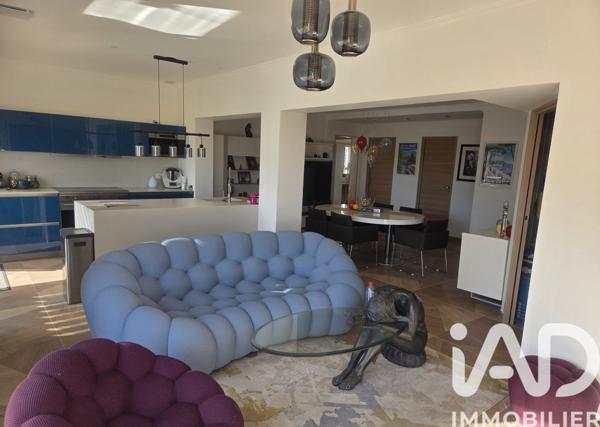 Maison à vendre 4 pièces 122 m² Hyères