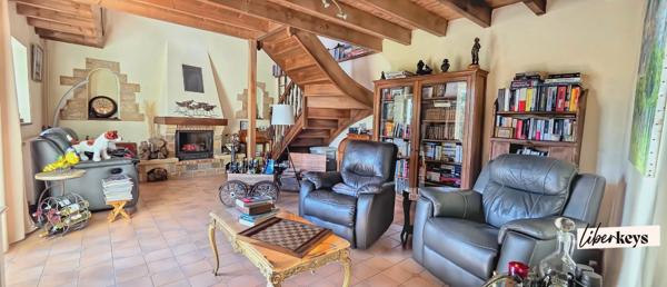 MAISON 5 PIECES 100 M² CHATEAUNEUF DU FAOU