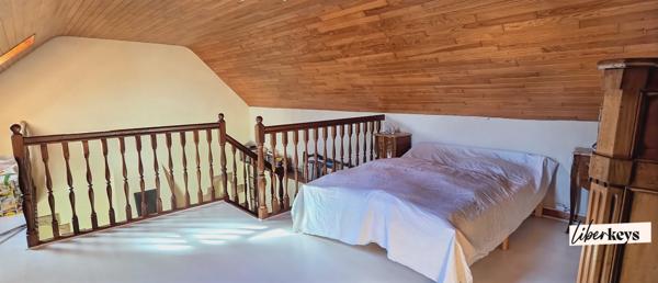 MAISON 5 PIECES 100 M² CHATEAUNEUF DU FAOU