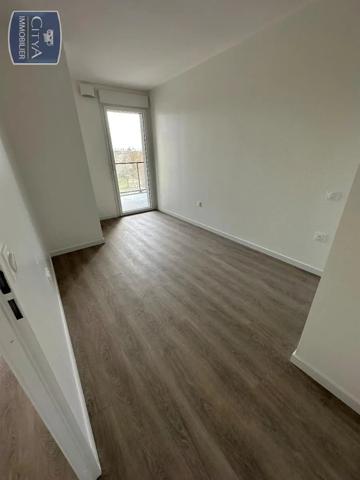 Appartement à louer 3 pièces 63.24m² Caen (14000)