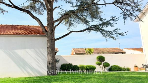 À VENDRE - RARE MAISON CHARME 1930 SPA JARDIN 5 CHAMBRES HAUT DE GAMME - NIEUL-SUR-MER